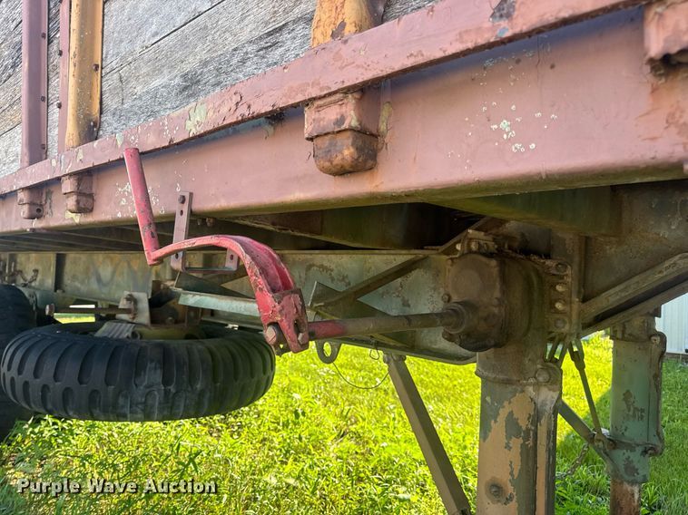 image for item EN4597 1957 Dorsey  flatbed trailer