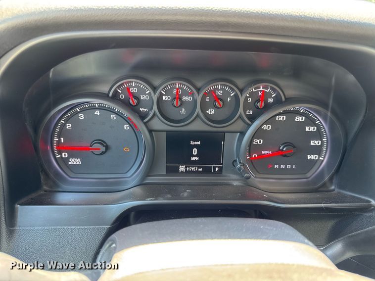 image for item EN4603 2020 Chevrolet  Silverado 1500 Crew Cab pickup truck