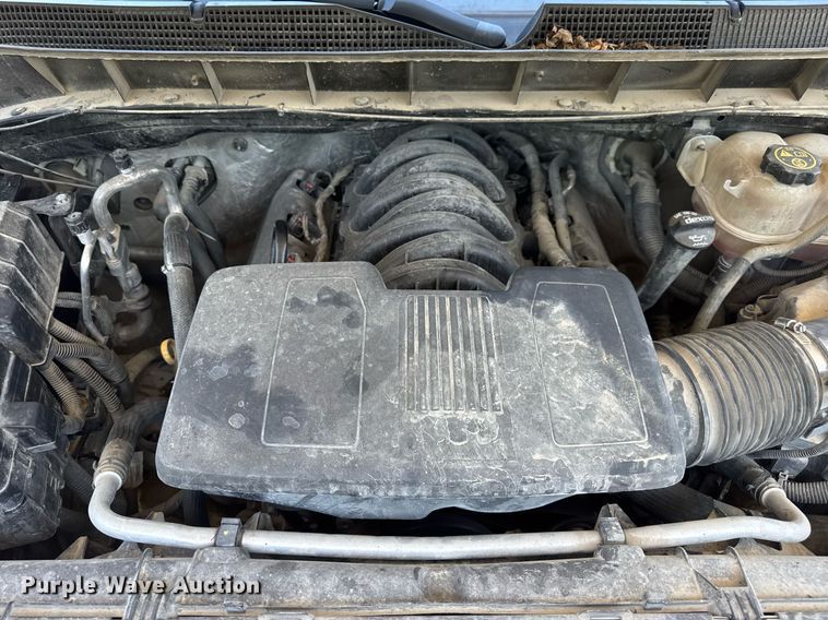 image for item EN4603 2020 Chevrolet  Silverado 1500 Crew Cab pickup truck