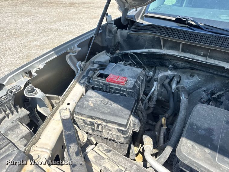 image for item EN4603 2020 Chevrolet  Silverado 1500 Crew Cab pickup truck