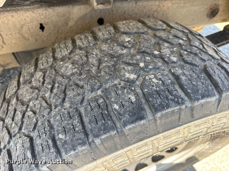 image for item EN4603 2020 Chevrolet  Silverado 1500 Crew Cab pickup truck