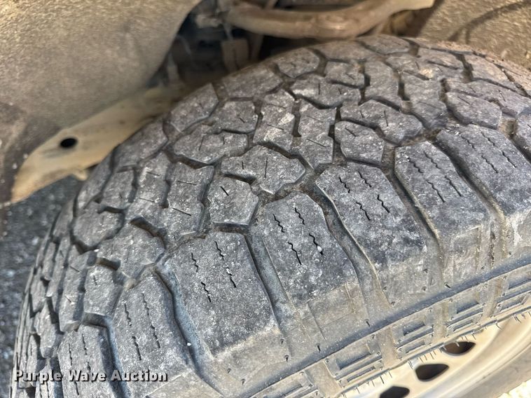 image for item EN4603 2020 Chevrolet  Silverado 1500 Crew Cab pickup truck