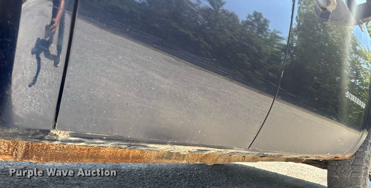 image for item EN4604 2011 Chevrolet  Silverado 1500 Ext. Cab pickup truck