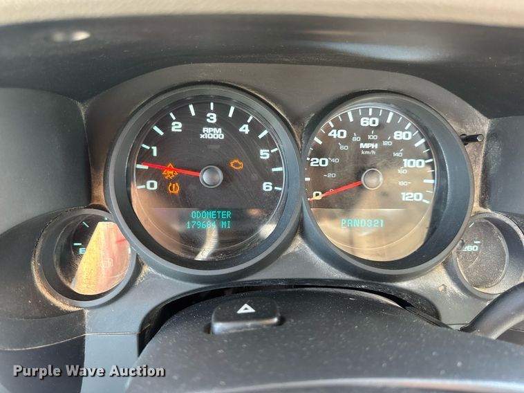 image for item EN4604 2011 Chevrolet  Silverado 1500 Ext. Cab pickup truck