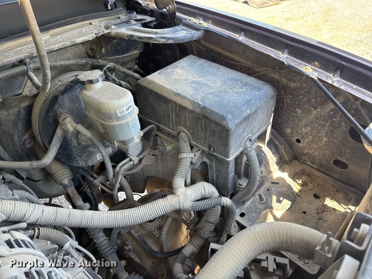 image for item EN4604 2011 Chevrolet  Silverado 1500 Ext. Cab pickup truck