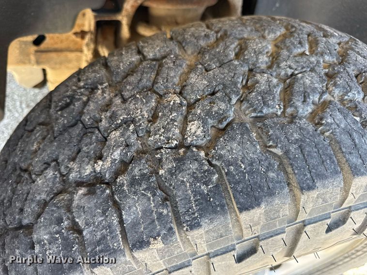 image for item EN4604 2011 Chevrolet  Silverado 1500 Ext. Cab pickup truck