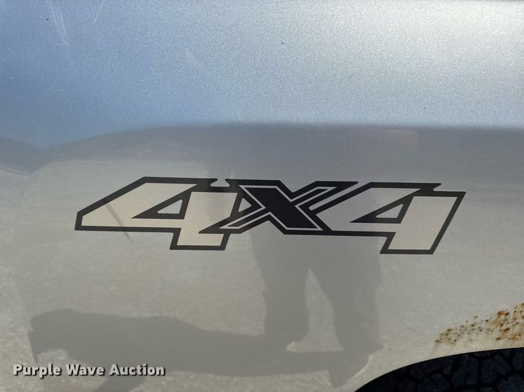 image for item EN4605 2012 Chevrolet  Silverado 1500 Ext. Cab pickup truck