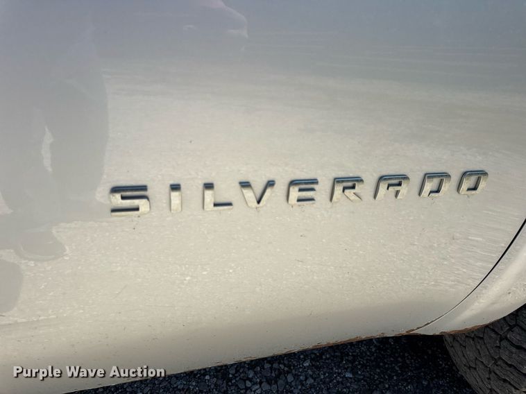 image for item EN4605 2012 Chevrolet  Silverado 1500 Ext. Cab pickup truck