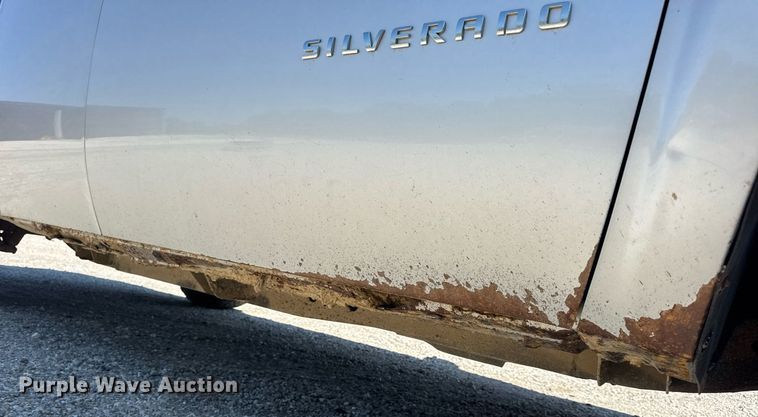 image for item EN4605 2012 Chevrolet  Silverado 1500 Ext. Cab pickup truck