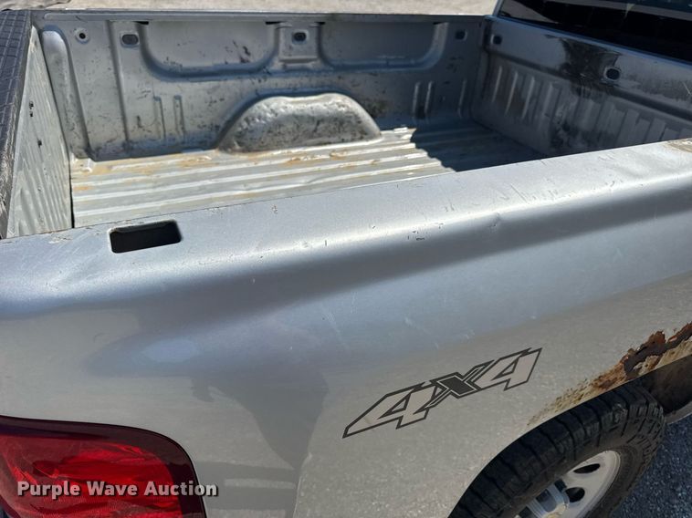 image for item EN4605 2012 Chevrolet  Silverado 1500 Ext. Cab pickup truck