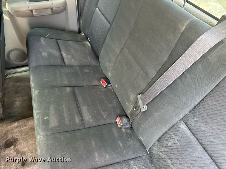 image for item EN4605 2012 Chevrolet  Silverado 1500 Ext. Cab pickup truck