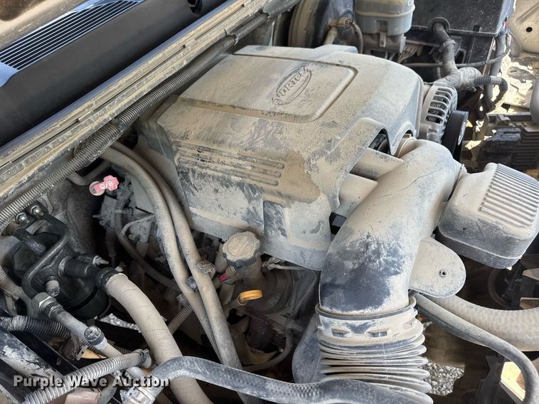 image for item EN4605 2012 Chevrolet  Silverado 1500 Ext. Cab pickup truck