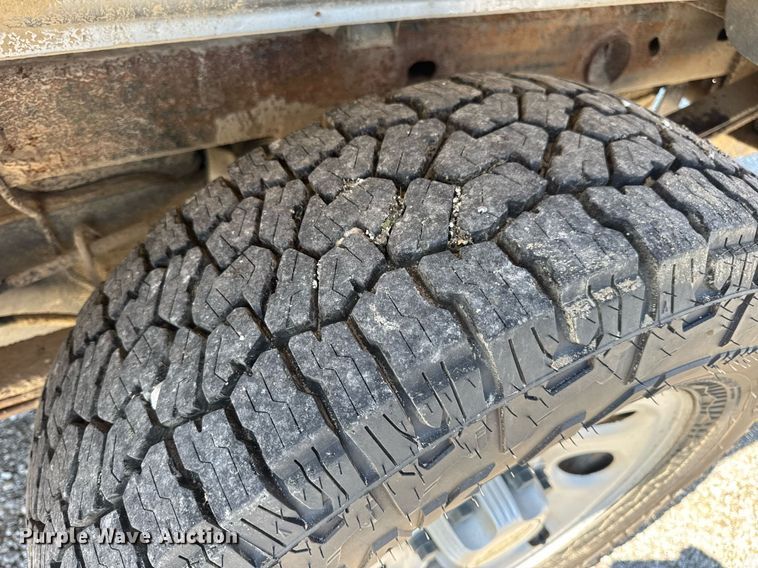 image for item EN4605 2012 Chevrolet  Silverado 1500 Ext. Cab pickup truck