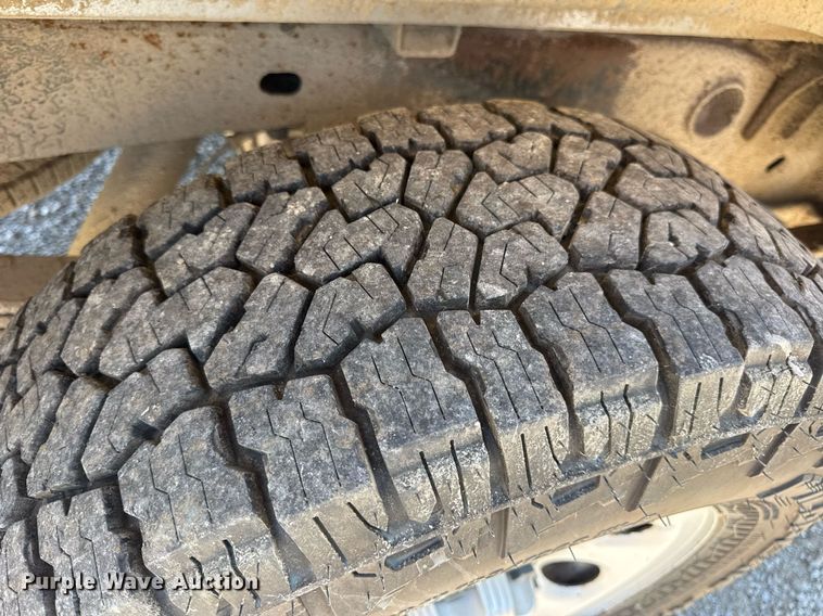 image for item EN4605 2012 Chevrolet  Silverado 1500 Ext. Cab pickup truck