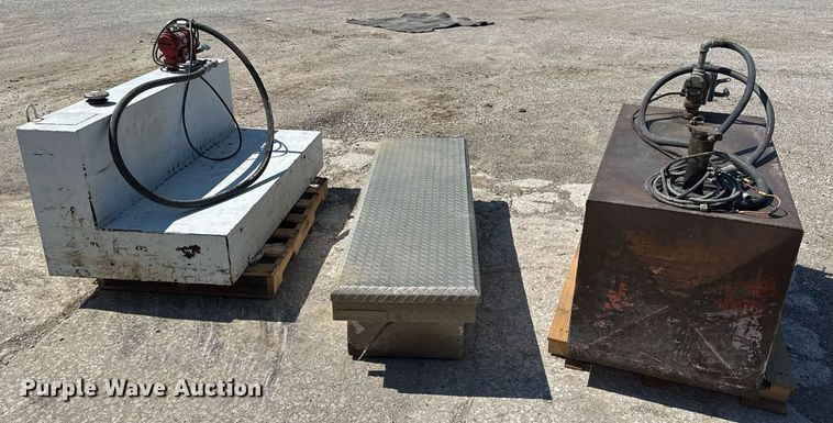 image for item EN4606 Automotive accessories 