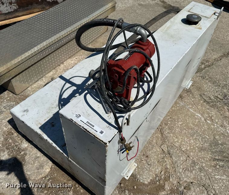 image for item EN4606 Automotive accessories 