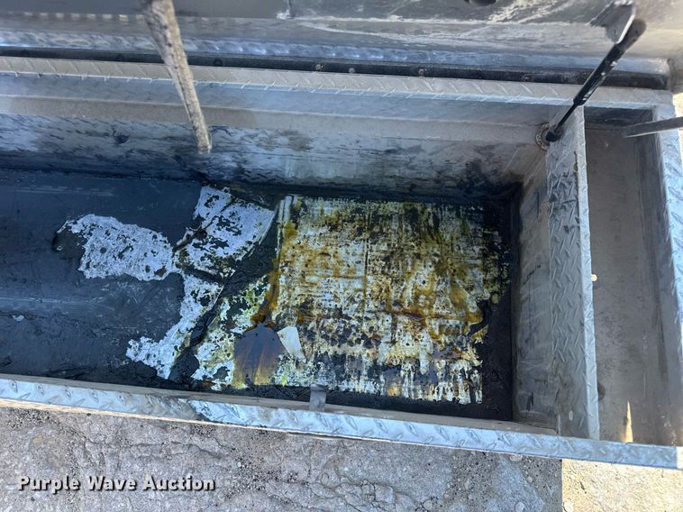 image for item EN4606 Automotive accessories 