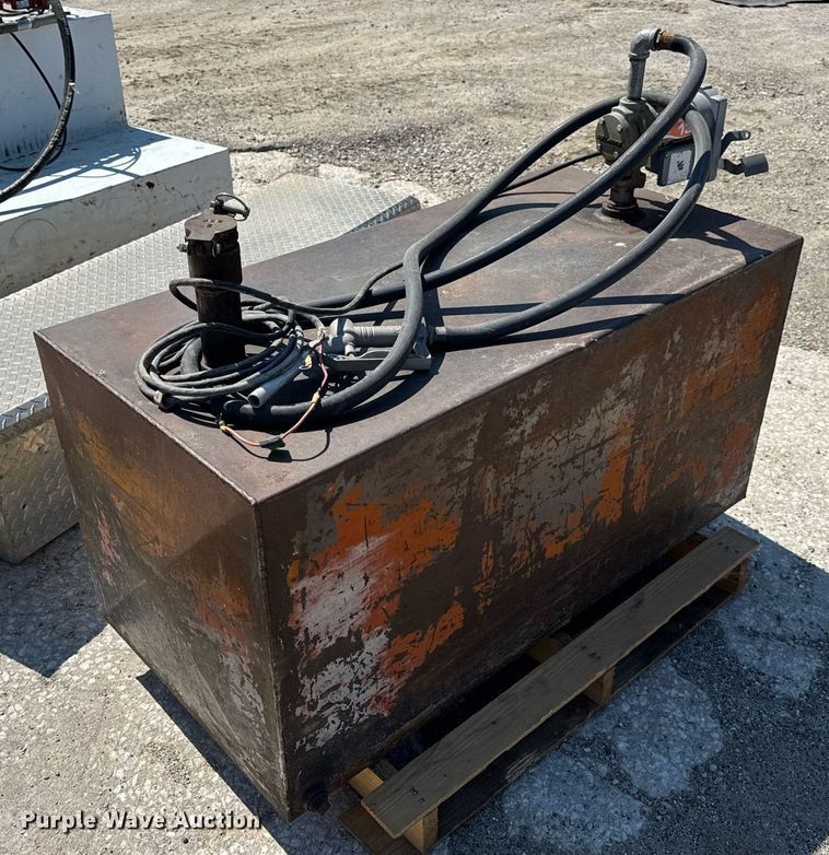 image for item EN4606 Automotive accessories 