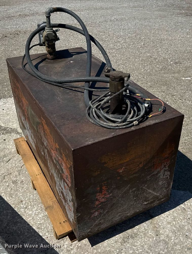 image for item EN4606 Automotive accessories 