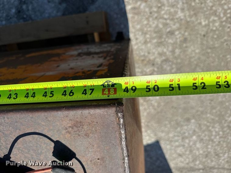 image for item EN4606 Automotive accessories 