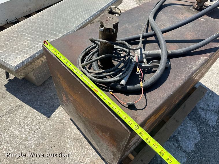 image for item EN4606 Automotive accessories 