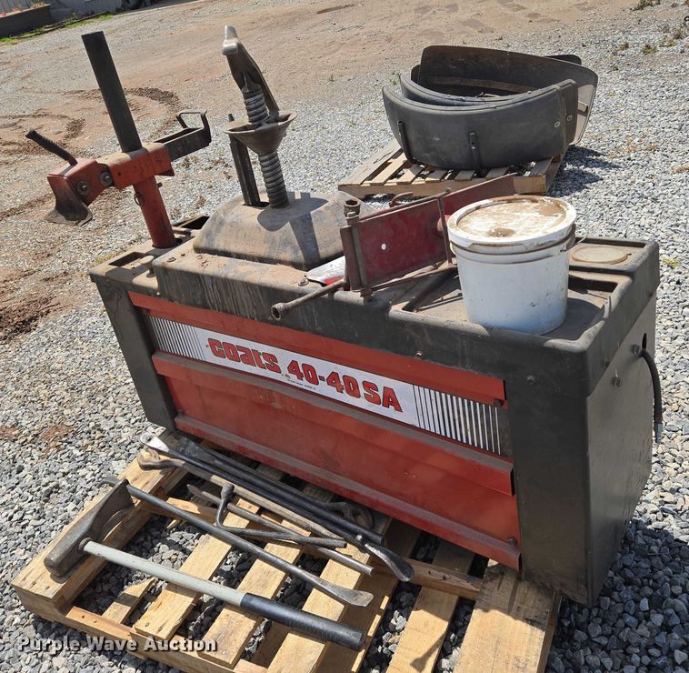 image for item EN8137 Coats 40-40S tire machine