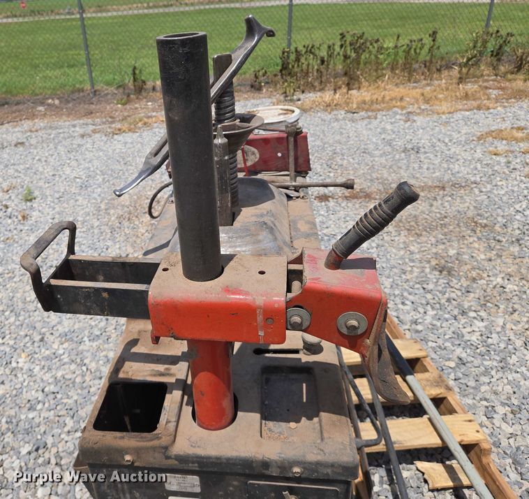 image for item EN8137 Coats 40-40S tire machine