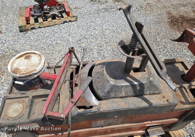 image for item EN8137 Coats 40-40S tire machine