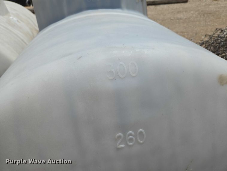image for item EN8139 (2) waste oil tanks