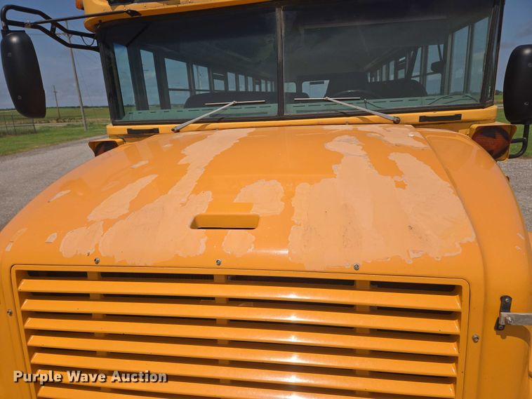 image for item EN8147 2005 Blue Bird school bus