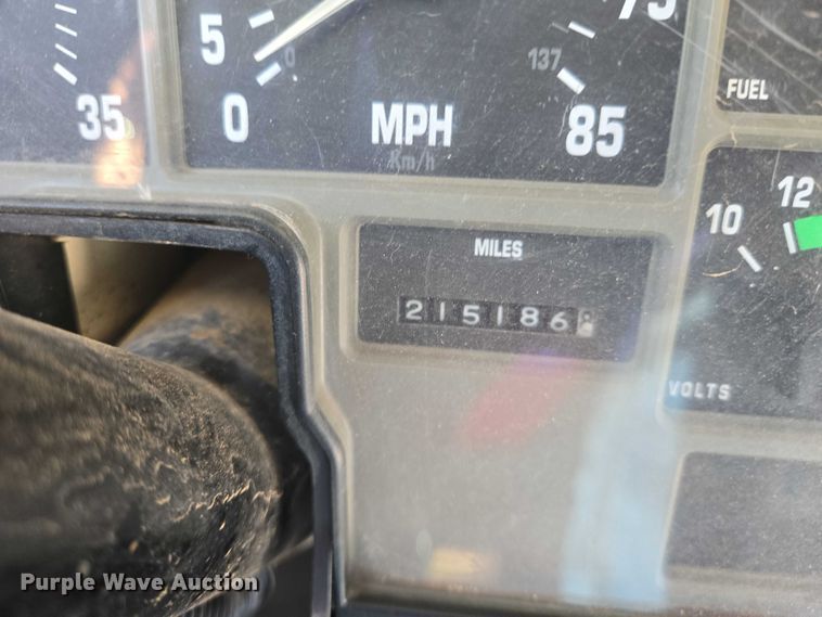 image for item EN8147 2005 Blue Bird school bus