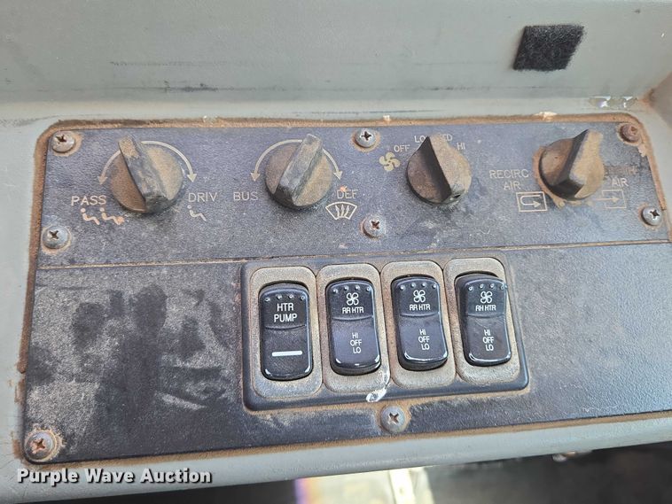 image for item EN8147 2005 Blue Bird school bus