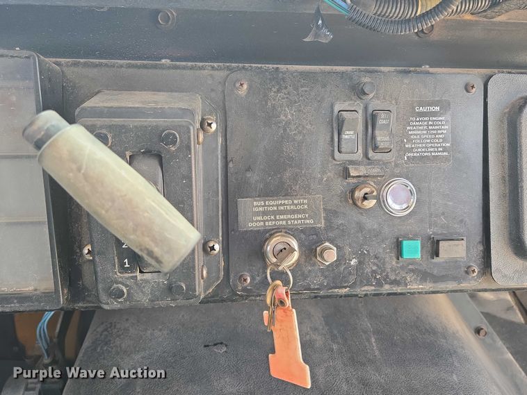 image for item EN8147 2005 Blue Bird school bus