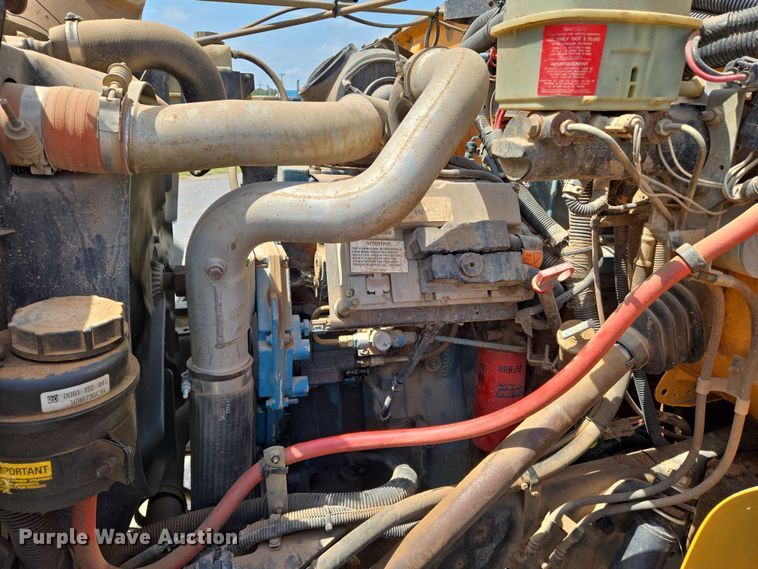 image for item EN8147 2005 Blue Bird school bus