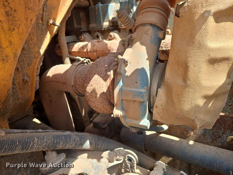 image for item EN8147 2005 Blue Bird school bus