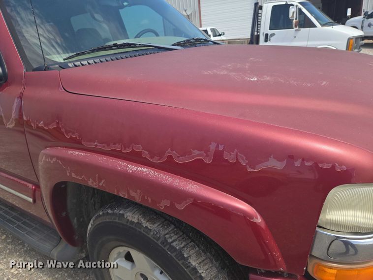 image for item EN8149 2005 Chevrolet Suburban 1500 SUV