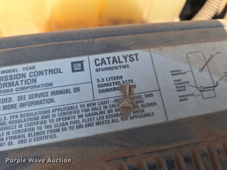 image for item EN8149 2005 Chevrolet Suburban 1500 SUV