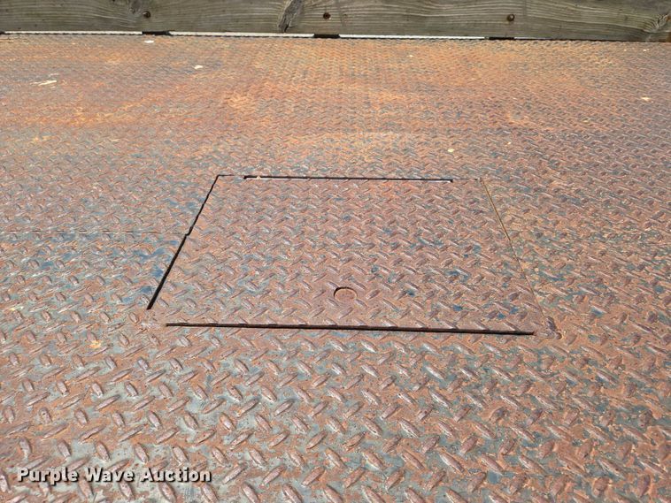 image for item EN8150 1999 Chevrolet Express 3500 dump flatbed pickup truck