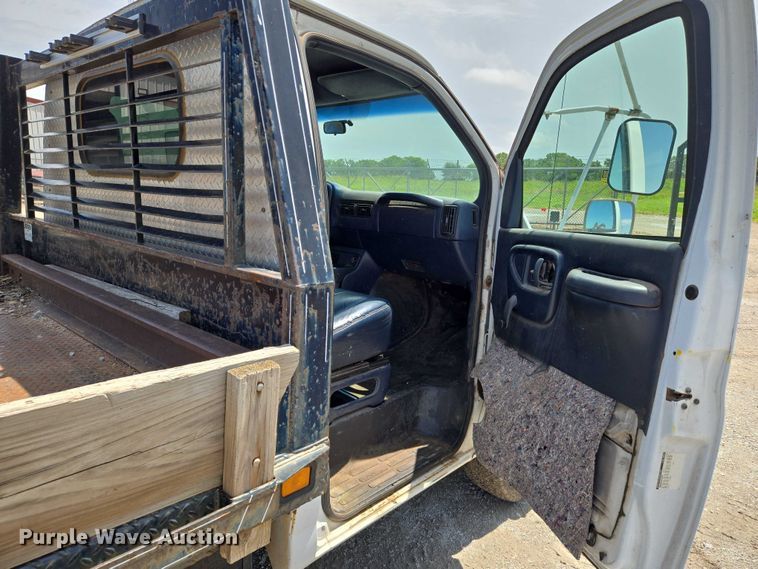 image for item EN8150 1999 Chevrolet Express 3500 dump flatbed pickup truck