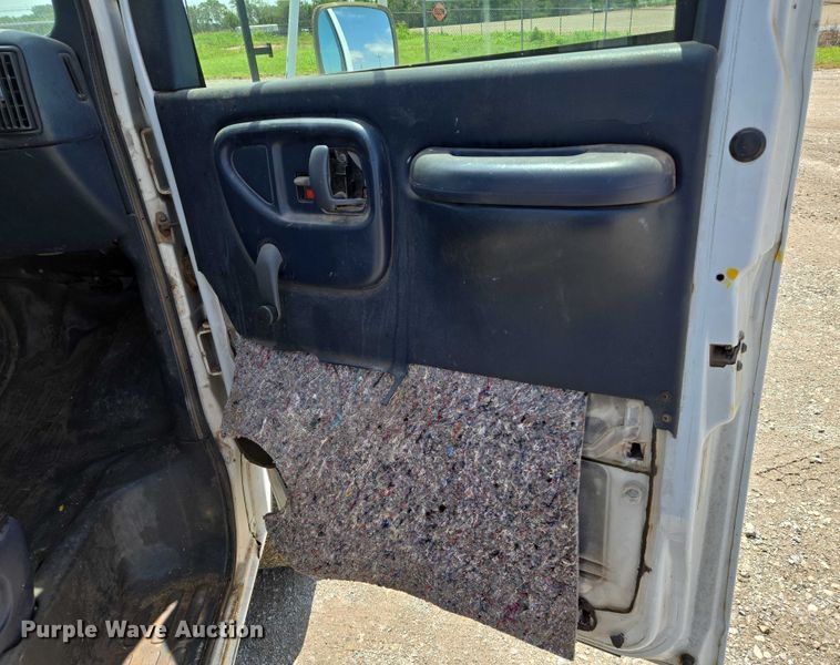 image for item EN8150 1999 Chevrolet Express 3500 dump flatbed pickup truck