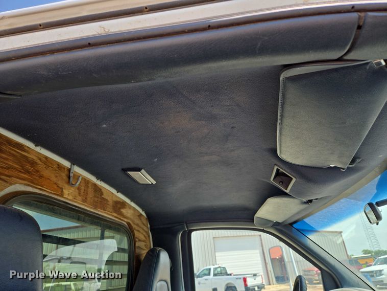 image for item EN8150 1999 Chevrolet Express 3500 dump flatbed pickup truck