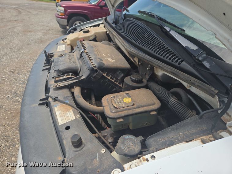 image for item EN8150 1999 Chevrolet Express 3500 dump flatbed pickup truck