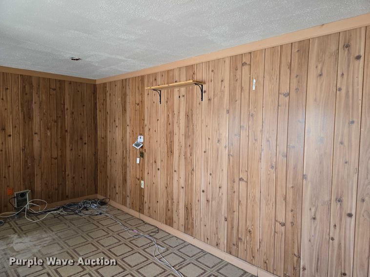 image for item EN8151 Shed