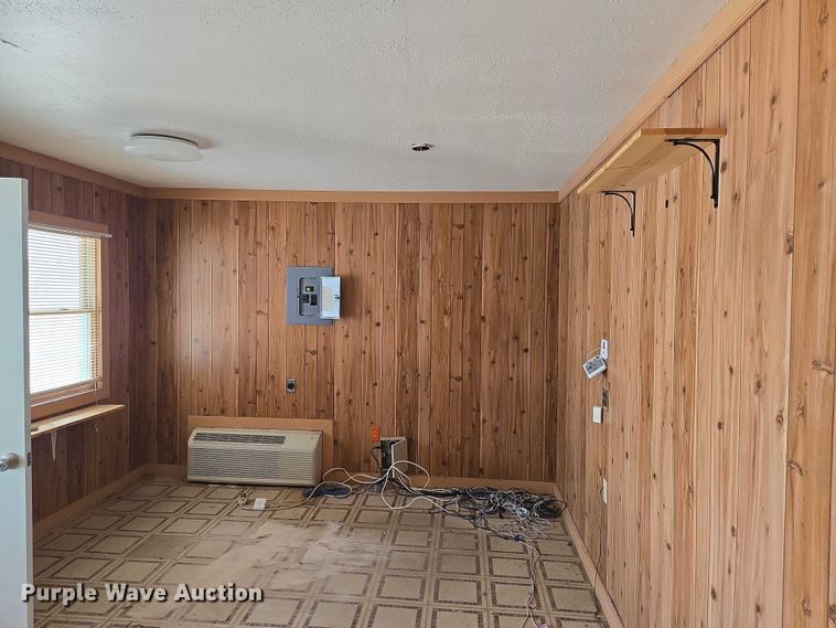 image for item EN8151 Shed