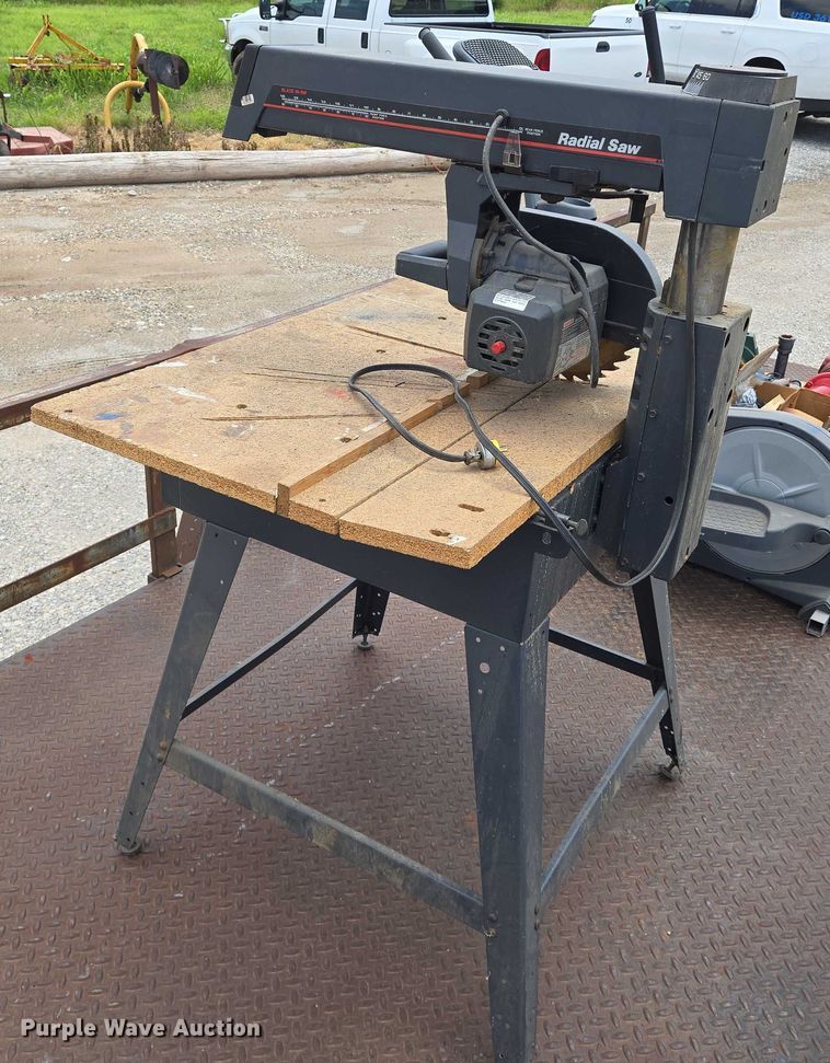 image for item EN8152 Craftsman 10