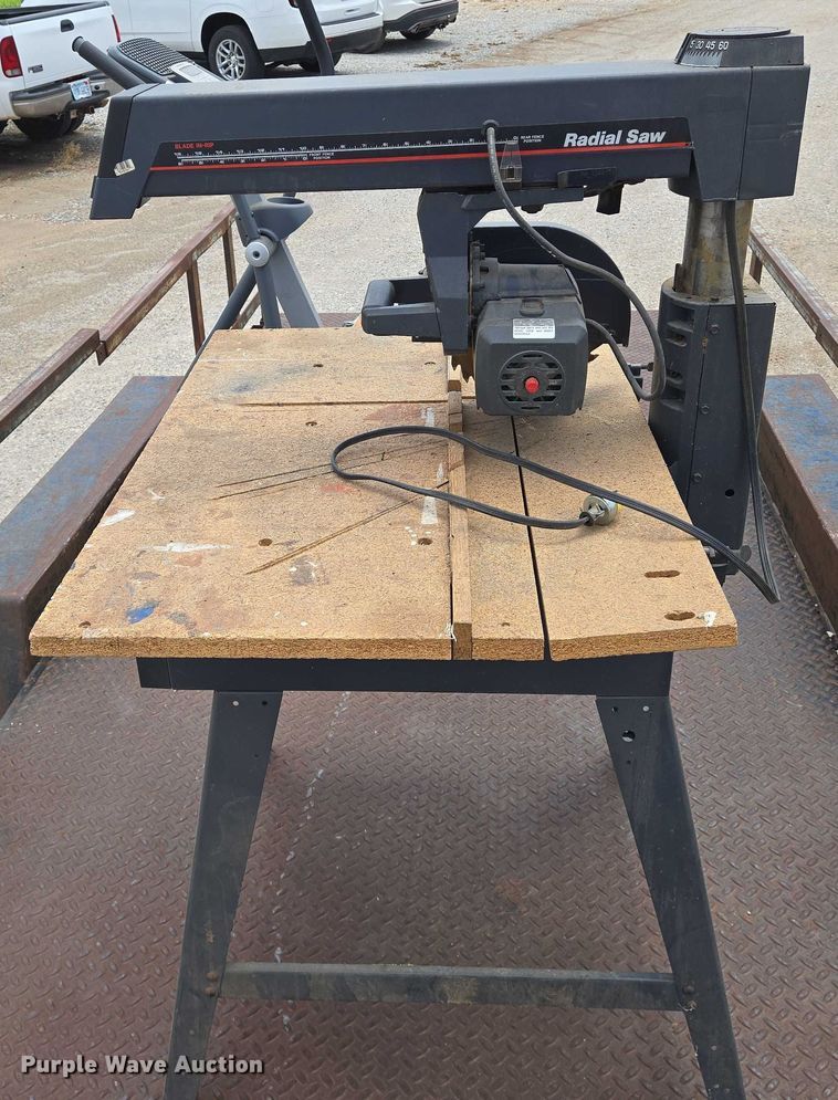 image for item EN8152 Craftsman 10