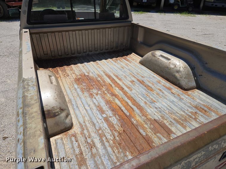 image for item EN8164 1993 Dodge Dakota pickup truck