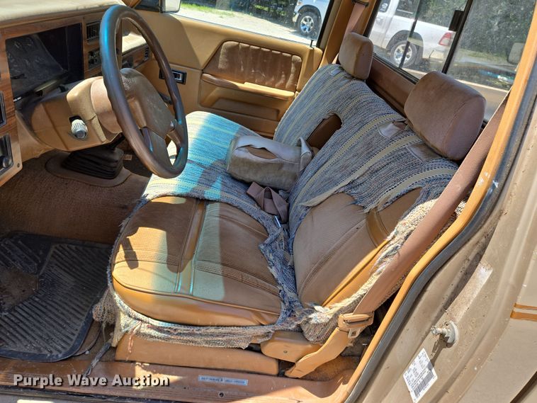 image for item EN8164 1993 Dodge Dakota pickup truck