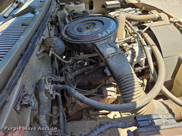 image for item EN8164 1993 Dodge Dakota pickup truck