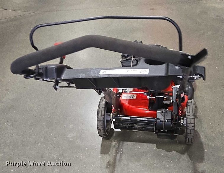 image for item EN8168 2021 Snapper 7800981B push mower